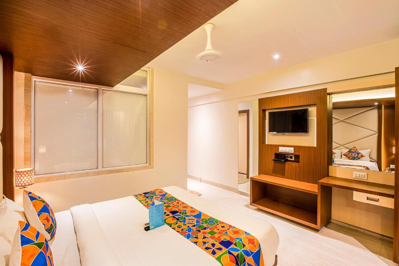 Fabhotel Spring Inn - Nr Borivali Station Mālād Eksteriør billede