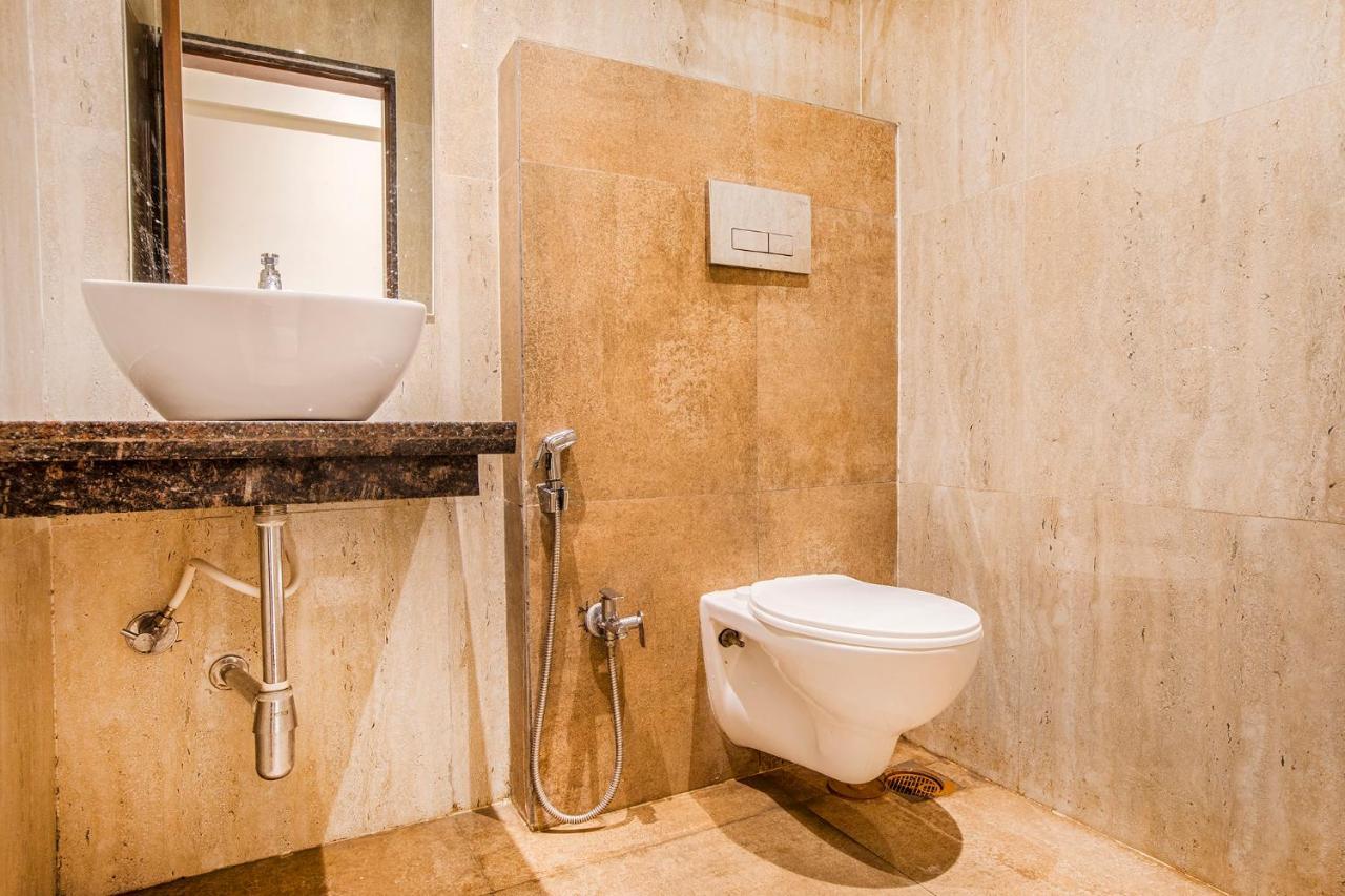 Fabhotel Spring Inn - Nr Borivali Station Mālād Eksteriør billede